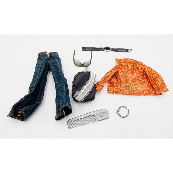 Bratz Boyz Dylan The Fox 2002 MGA Entertain Lot Clothing Accessories Replacement - Picture 3 of 8